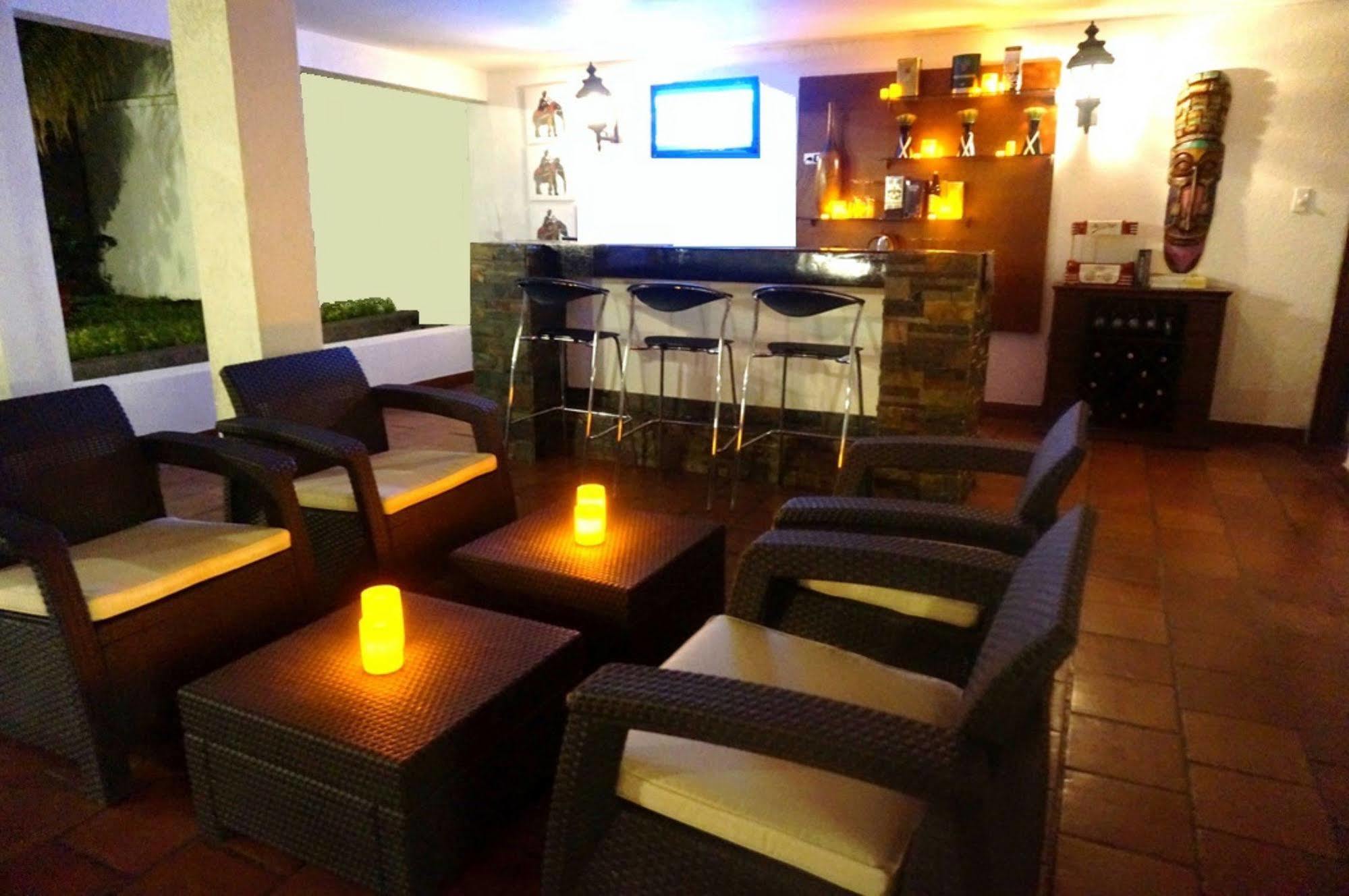 Urban Hotel Boutique Menga Luaran gambar