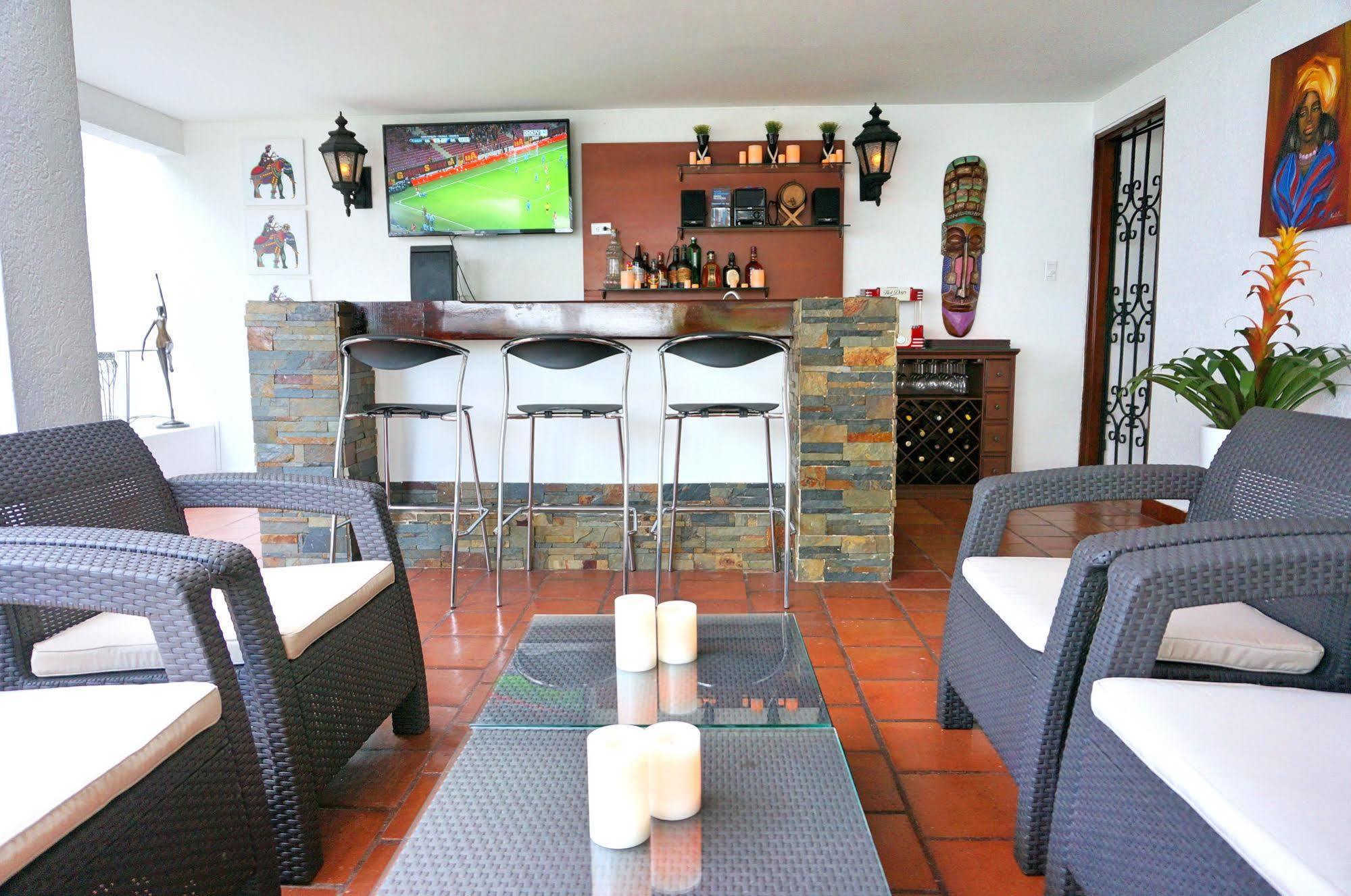 Urban Hotel Boutique Menga Luaran gambar